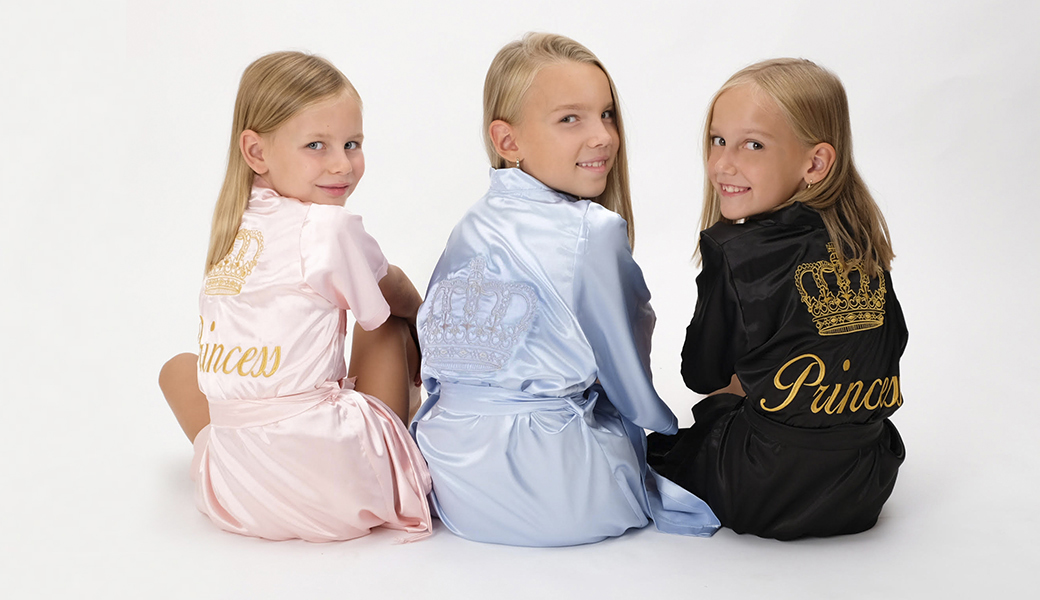 LUXURIOUS ROBES WITH A PERSONALALIZED TOUCH