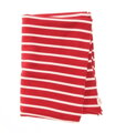 pásikovaná plážová námornícka deka s červenými pásikmi