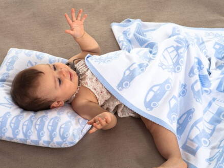 Martello Blanket with the name of baby, motive cars